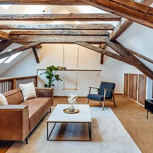 Jama - Grosses Design Apartment, Innenstadt, Wlan, Familie&gruppen , Coburg Germany